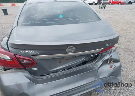 2018 Nissan Altima 2.5 Sr из США, поврежденный, VIN 1N4AL3APXJC142208